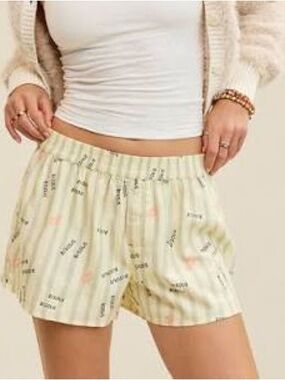 Aerie Light Yellow Striped Boxer Shorts Size Large, NWT